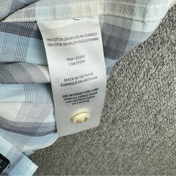 Travis Mathew Blue Gray Plaid Short Sleeve Button Up Shirt Men's Size L READ - Picture 8 of 13